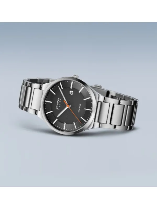 BERING Herrenuhren-Herrenuhr Solar Titan 15239-779
