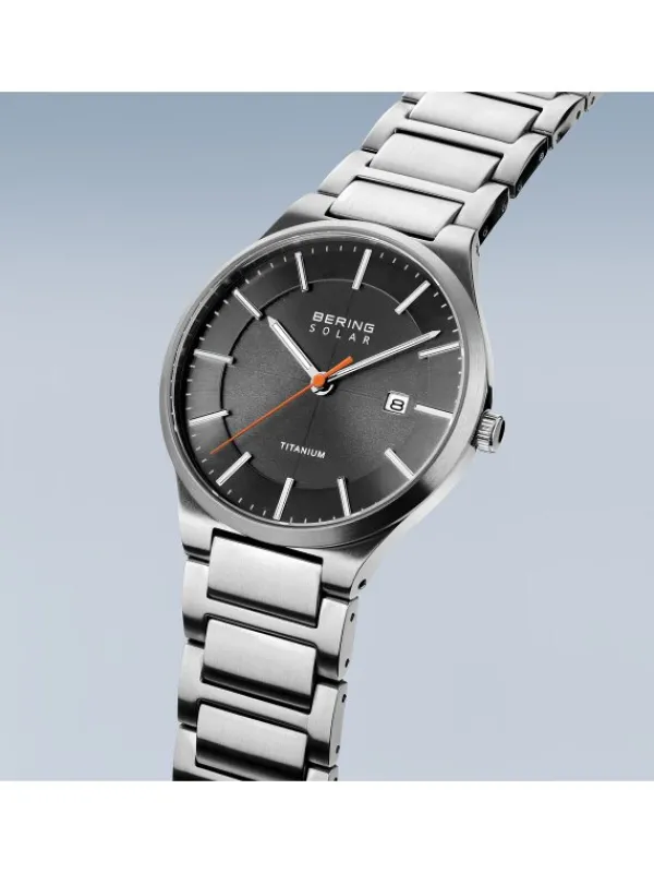 BERING Herrenuhren-Herrenuhr Solar Titan 15239-779
