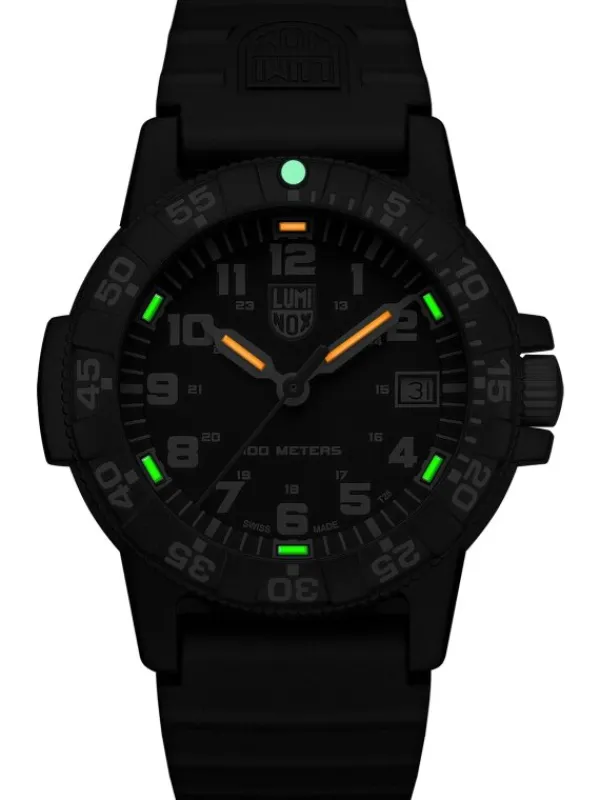 LUMINOX Herrenuhren-LEATHERBACK SEA TURTLE 0300 xs.0301.L