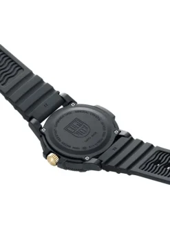LUMINOX Herrenuhren-SEA TURTLE GIANT 0320 SERIES XS.0325.GP