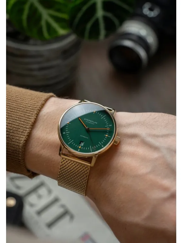 STERNGLAS Herrenuhren | Damenuhren-NAOS Automatik dunkelgrün gold Band Milanaise S02-NA22-MI05