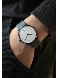 STERNGLAS Herrenuhren | Damenuhren-Naos Edition Bauhaus III weiß Capra hellgrau S01-NAB15-CA01